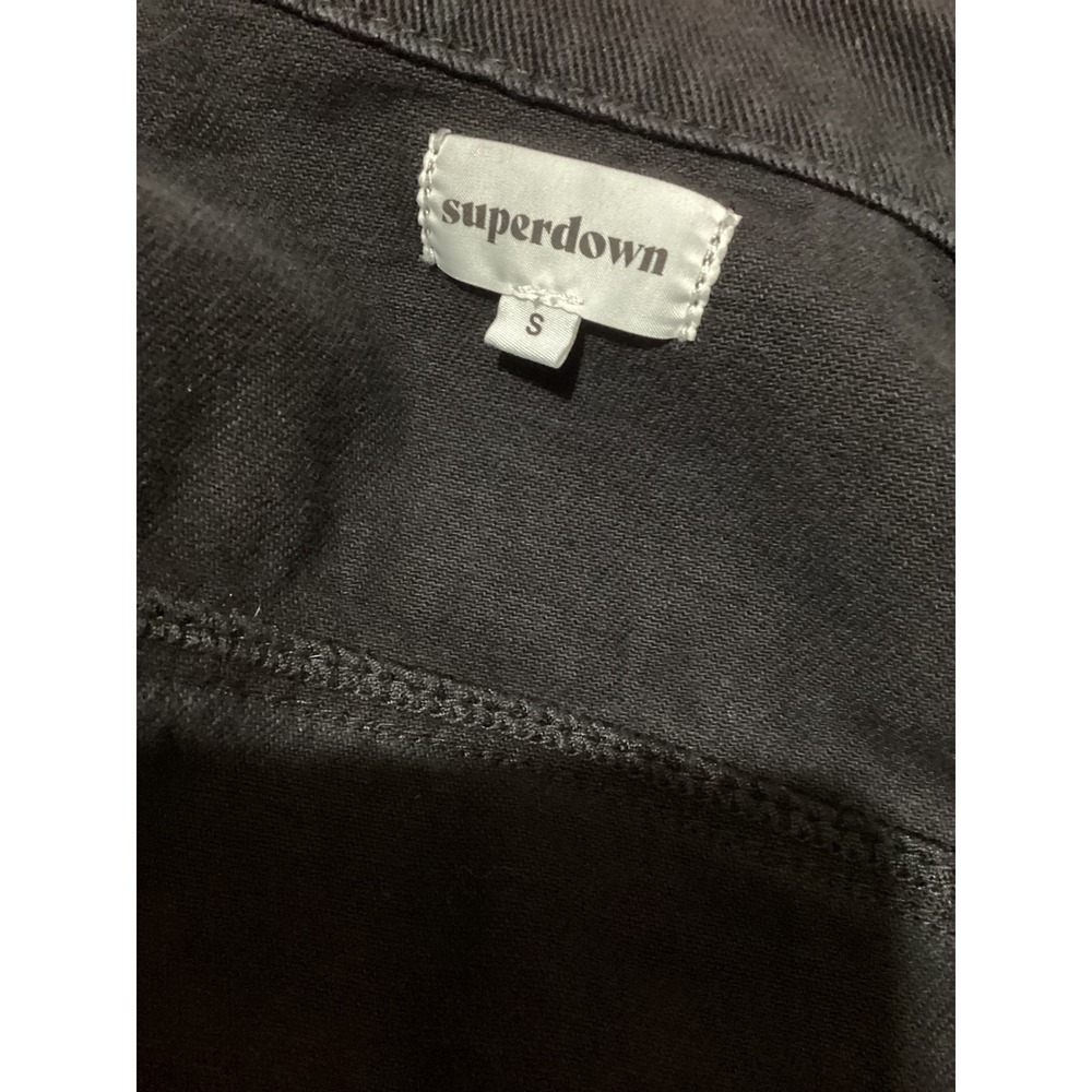 Superdown Black Cropped Denim Jacket Long Sleeve Button Pocket Women's Small - Picture 5 of 6